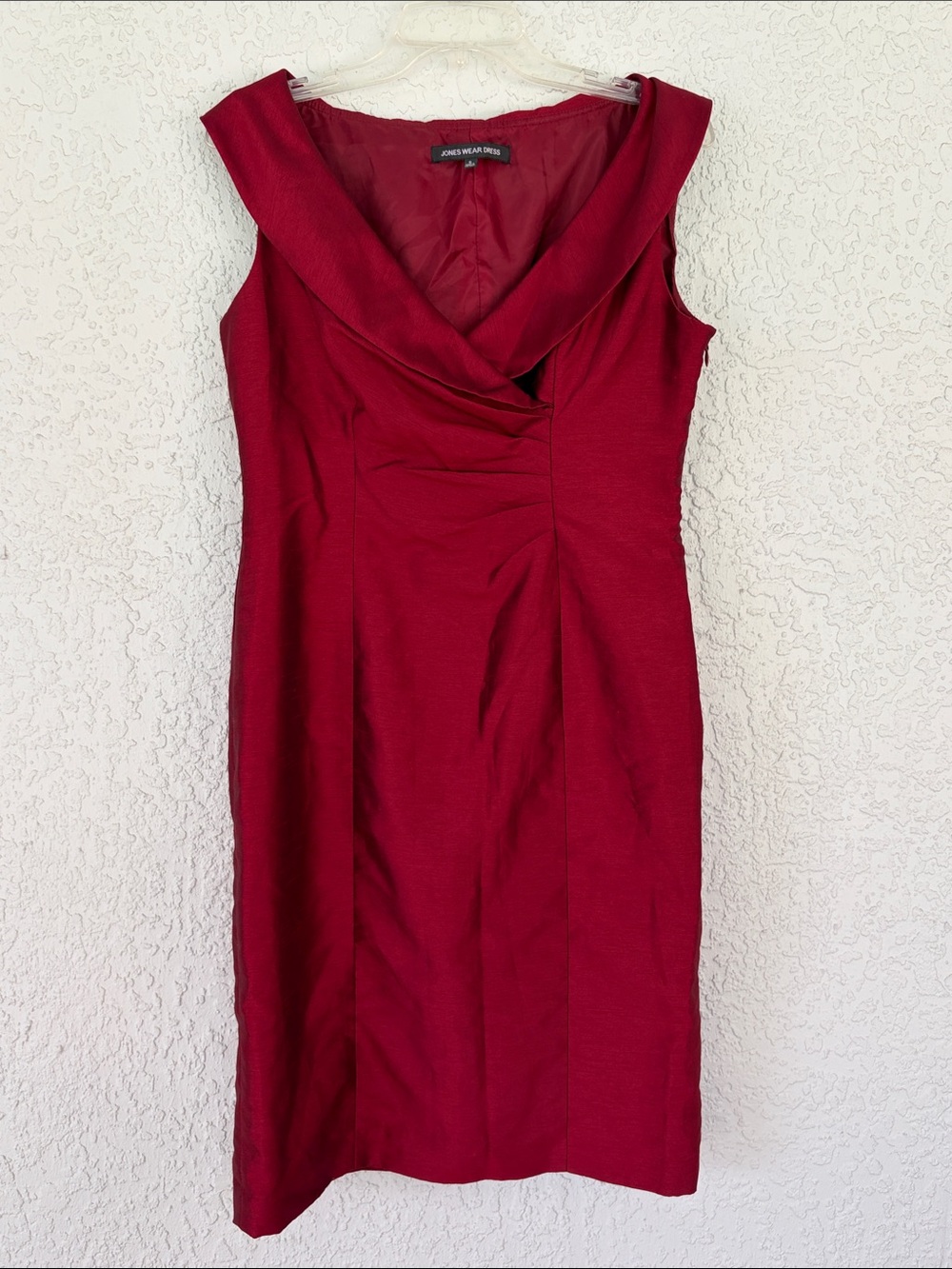 Jones Wear Crimson Cowl Neck Sheath Dress size 8